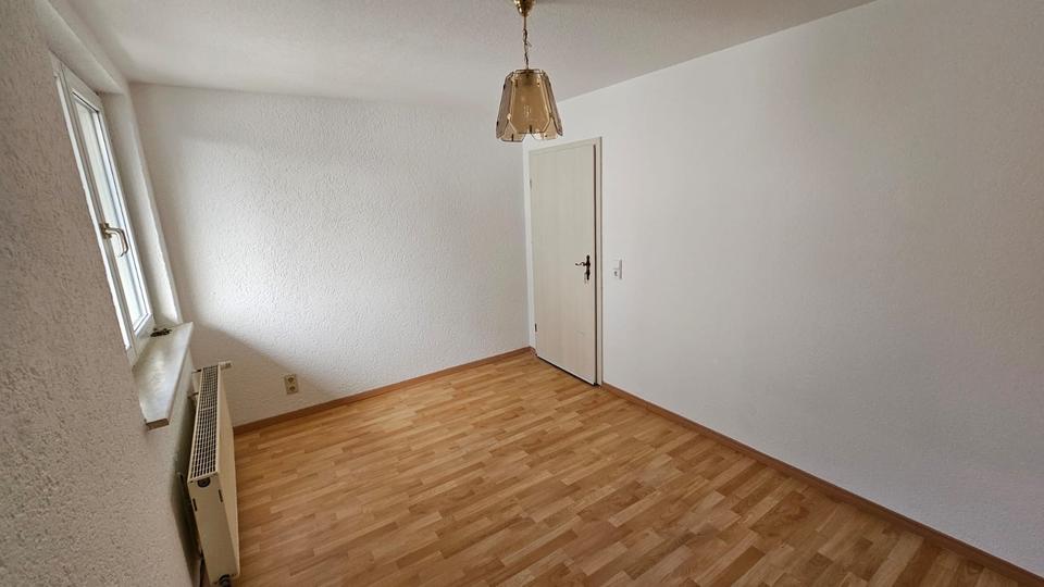 Etagenwohnung Wiesbaden Biebrich - 4 Zimmer, 1.800&euro; | Angebot:23472173