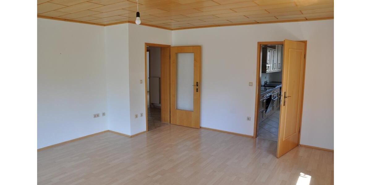 Etagenwohnung Brandis - 3 Zimmer, 80 m&sup2;, 720&euro; | Angebot:26626262