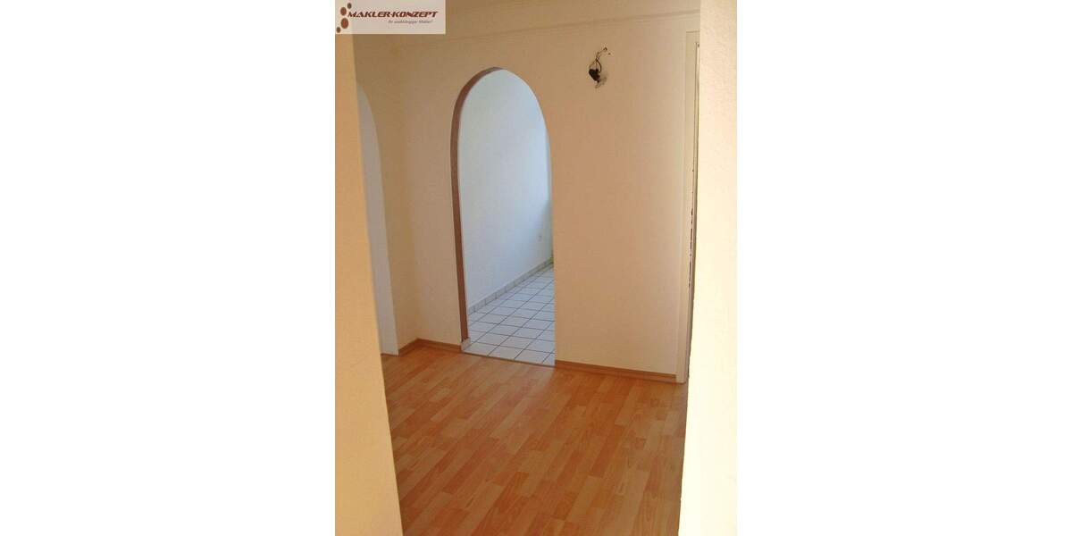 Etagenwohnung Hof Innenstadt - 4 Zimmer, 65 m&sup2;, 370&euro; | Angebot:26117447