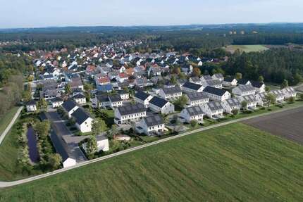 Haus zum Mieten in Eckersmühlen 1.750 € 141 m²