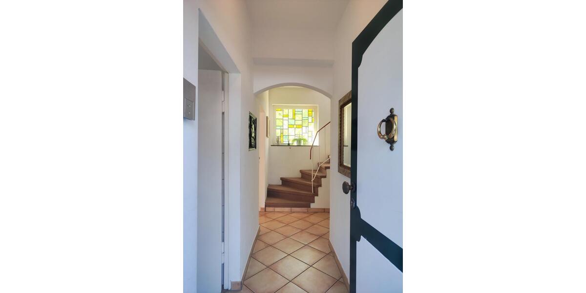 Wohnen auf Zeit Hannover Bothfeld-Vahrenheide - 4 Zimmer, 98 m&sup2;, 1.600&euro; | Angebot:24626385