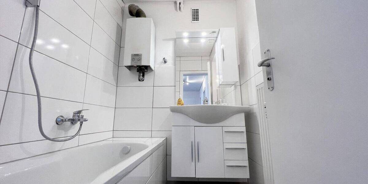 Etagenwohnung Stuttgart Süd - 3 Zimmer, 86 m&sup2;, 1.450&euro; | Angebot:26768412