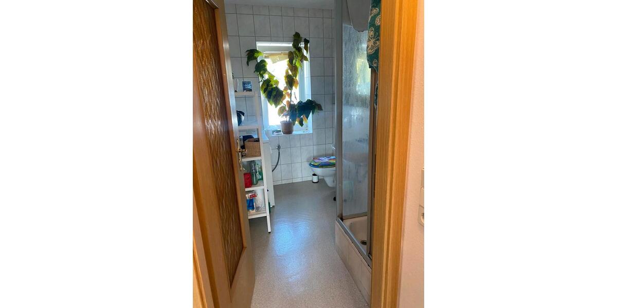 Dachgeschoßwohnung Hohenstein-Ernstthal Ernstthal - 2 Zimmer, 45 m&sup2;, 345&euro; | Angebot:26698385