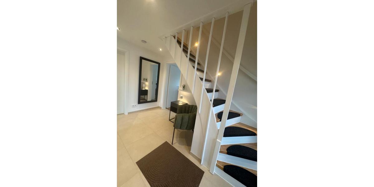 Wohnen auf Zeit Pinneberg - 1 Zimmer, 20 m&sup2;, 620&euro; | Angebot:26380243