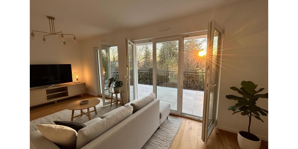 Etagenwohnung Wiesbaden Biebrich - 5 Zimmer, 150 m&sup2;, 2.800&euro; | Angebot:25252934