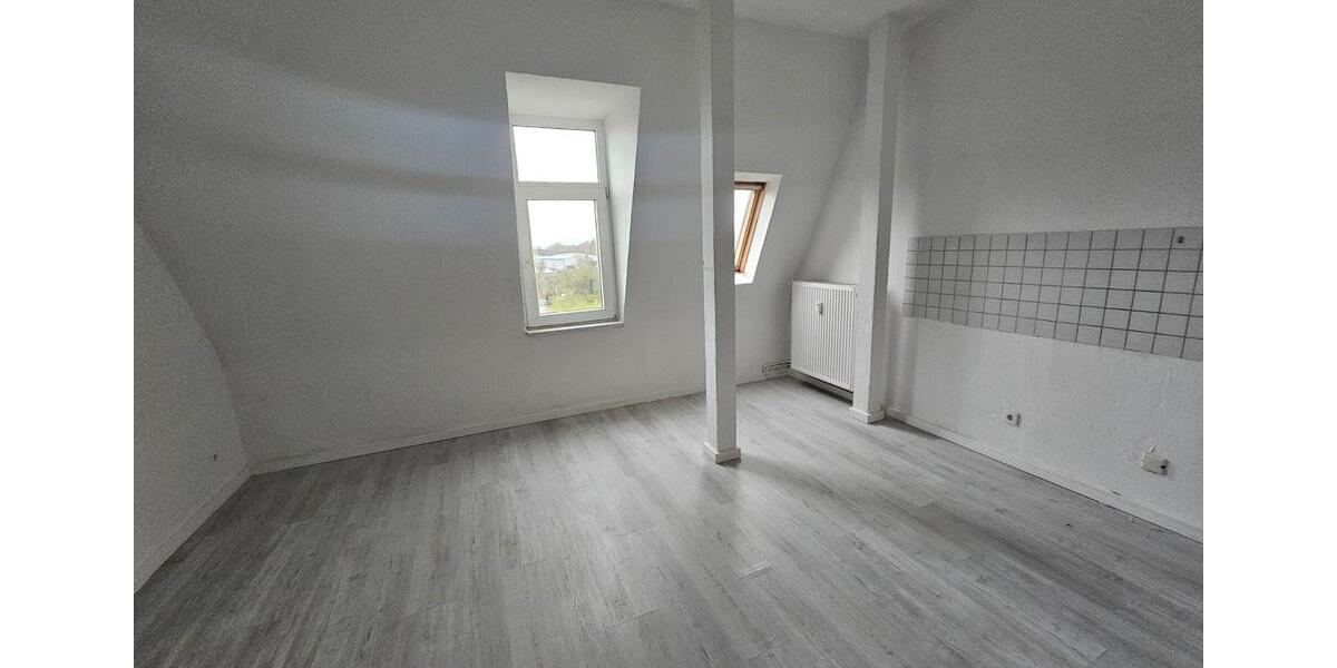 Etagenwohnung Wilhelmshaven - 3 Zimmer, 75 m&sup2;, 460&euro; | Angebot:26634291