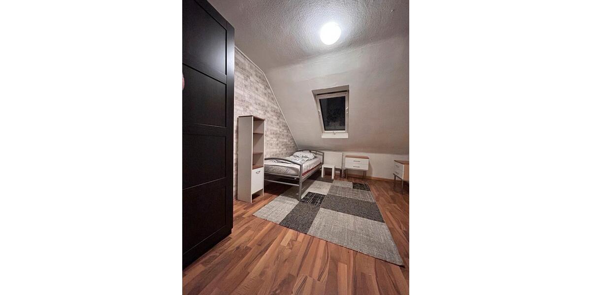 Wohnen auf Zeit Grevenbroich Neuenhausen - 1 Zimmer, 18 m&sup2;, 450&euro; | Angebot:26637246