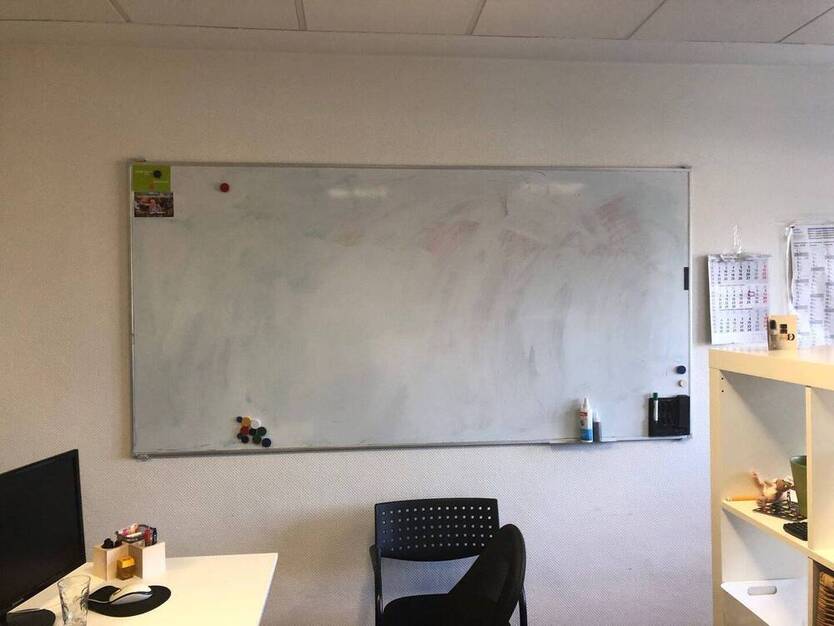 Helles Büro am Main - All-in-Miete