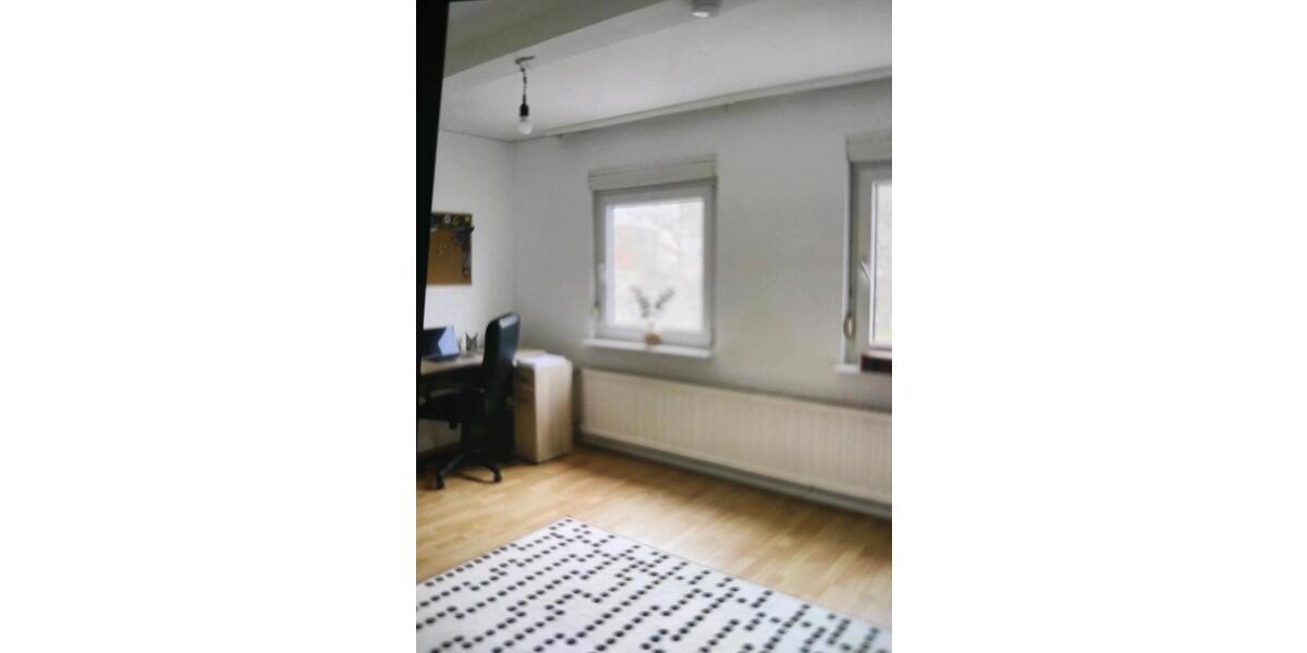 Dachgeschoßwohnung Bad Hersfeld - 2 Zimmer, 90 m&sup2;, 850&euro; | Angebot:25764380