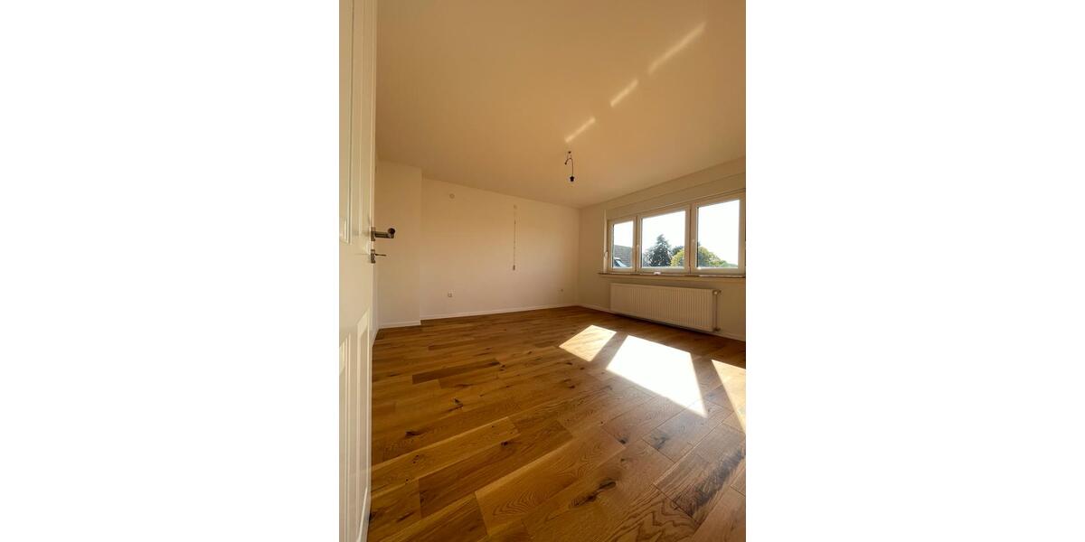 Etagenwohnung Euskirchen Dom-Esch - 2.5 Zimmer, 65 m&sup2;, 960&euro; | Angebot:26424618
