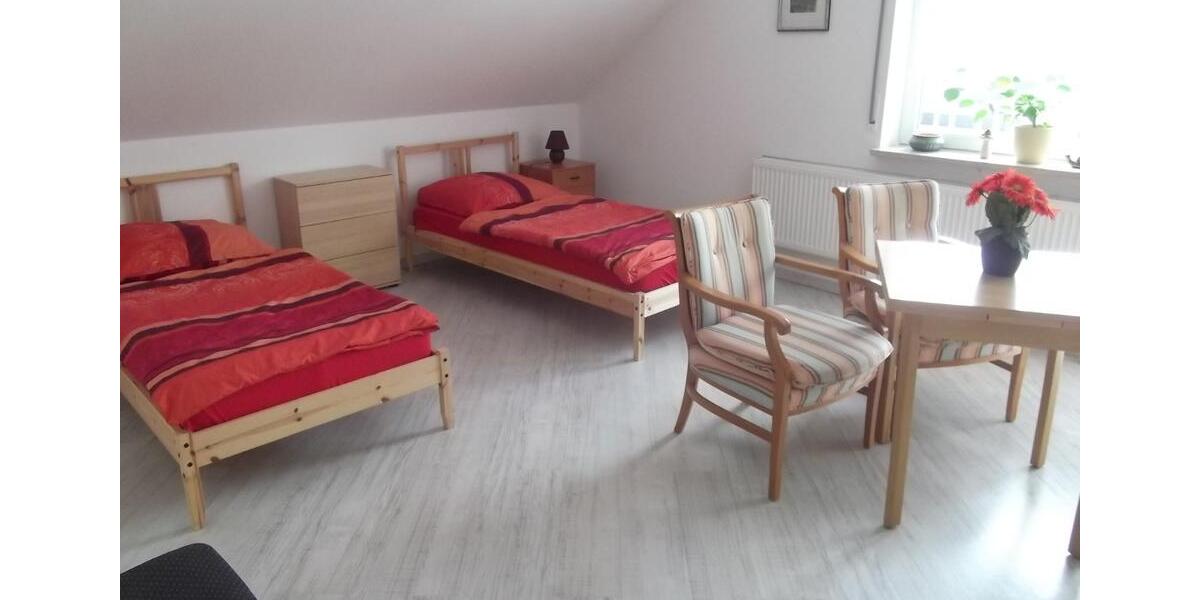 Wohnen auf Zeit Herzogenaurach - 4 Zimmer, 130 m&sup2;, 20&euro; | Angebot:23431341