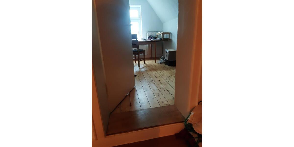 Etagenwohnung Woltersdorf - 5 Zimmer, 135 m&sup2;, 950&euro; | Angebot:24663414