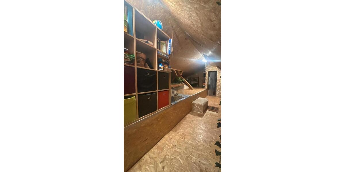 Etagenwohnung Eisfeld - 3 Zimmer, 90 m&sup2;, 560&euro; | Angebot:25869442