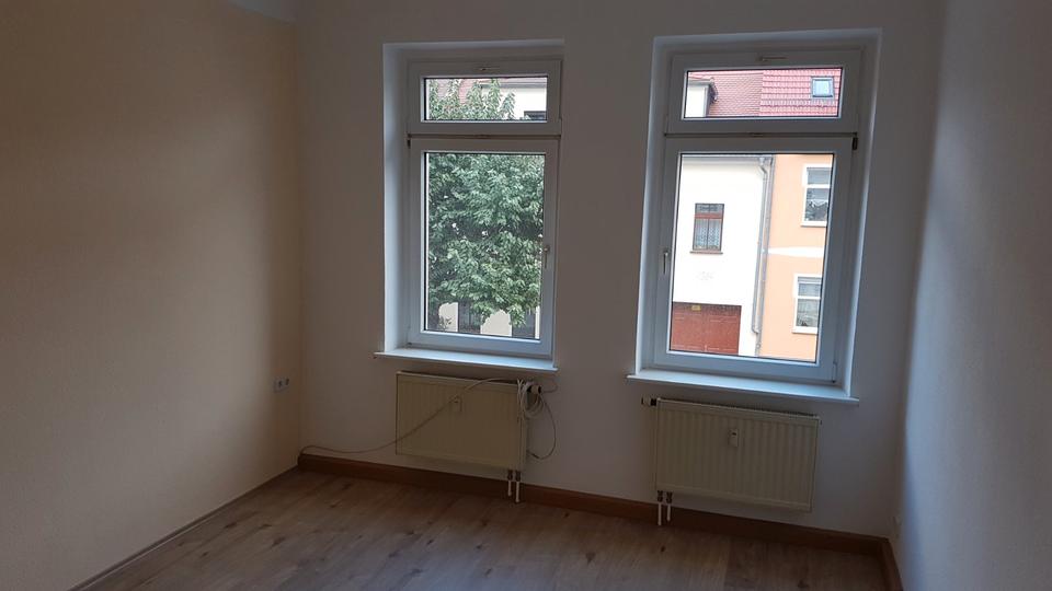 Etagenwohnung Pegau - 2.5 Zimmer, 58 m&sup2;, 365&euro; | Angebot:26552201