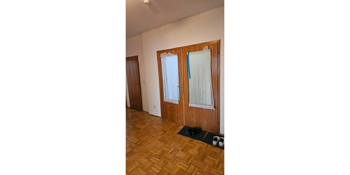 Etagenwohnung Oberhausen Alt-Oberhausen - 3 Zimmer, 110 m&sup2;, 1.500&euro; | Angebot:26042758