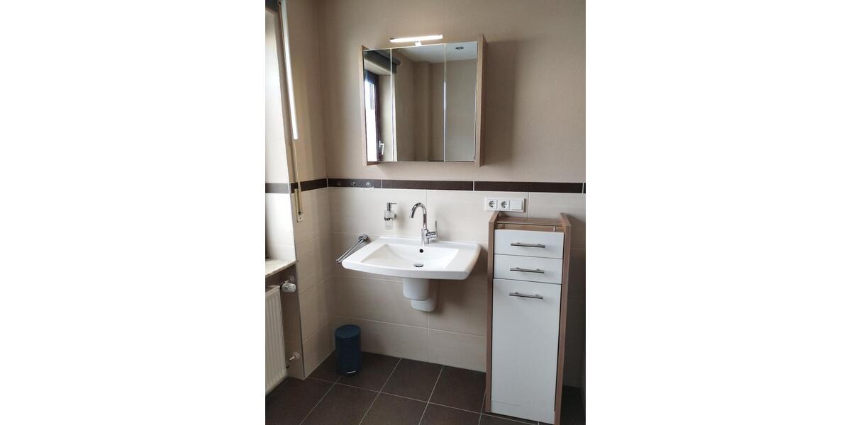 Wohnen auf Zeit Leiwen - 3 Zimmer, 92 m&sup2;, 1.400&euro; | Angebot:22737900