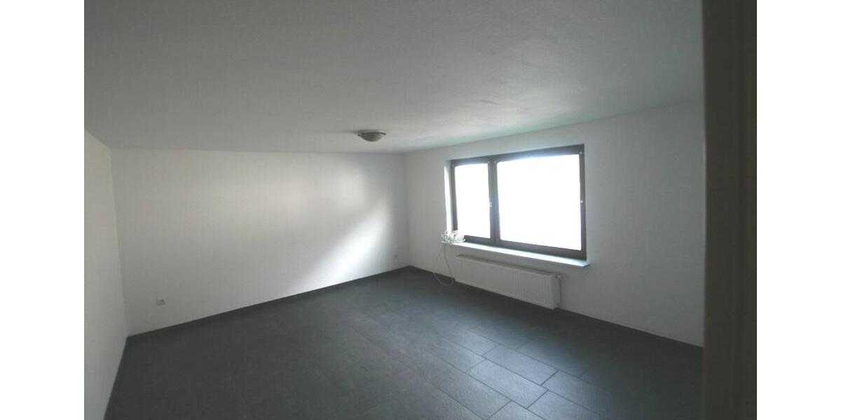 Etagenwohnung Upgant-Schott Schott - 4 Zimmer, 86 m&sup2;, 670&euro; | Angebot:25057927