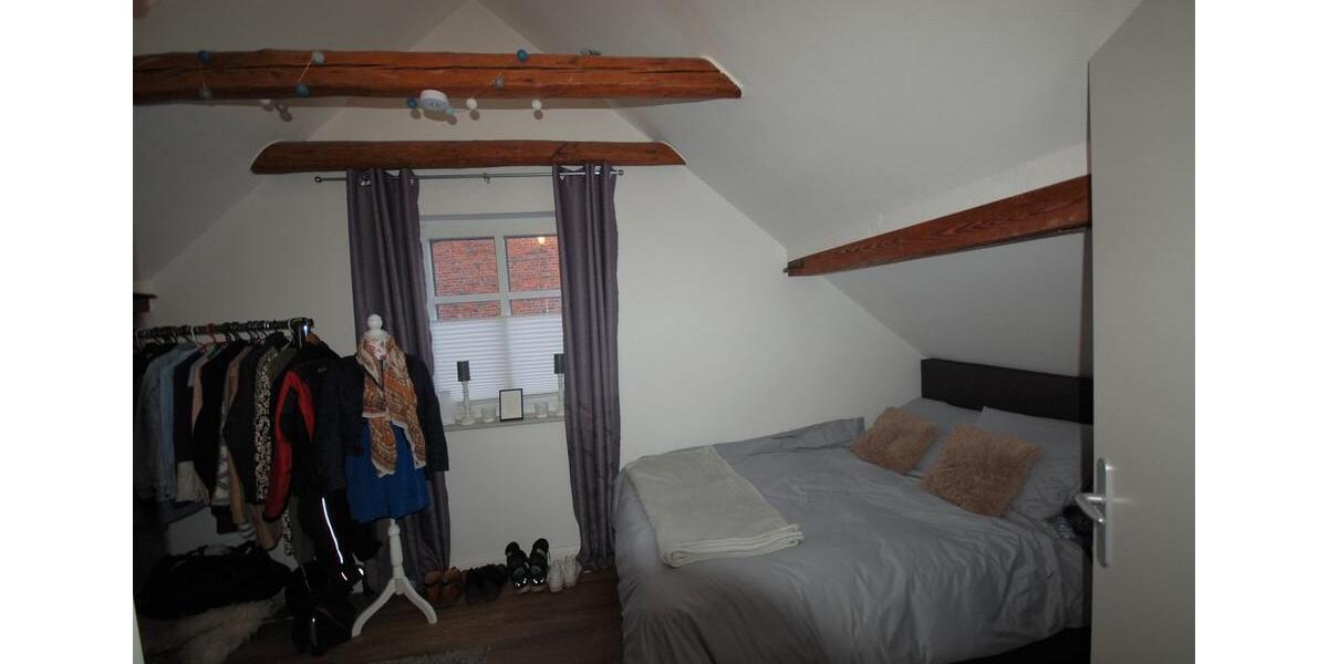 Dachgeschoßwohnung Leer (Ostfriesland) - 2 Zimmer, 60 m&sup2;, 600&euro; | Angebot:24805768