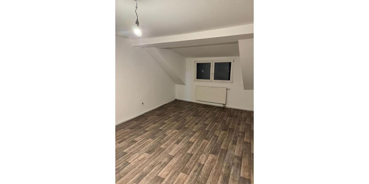 Einfamilienhaus Neunkirchen Heinitz - 6 Zimmer, 160 m&sup2;, 1.250&euro; | Angebot:24620635