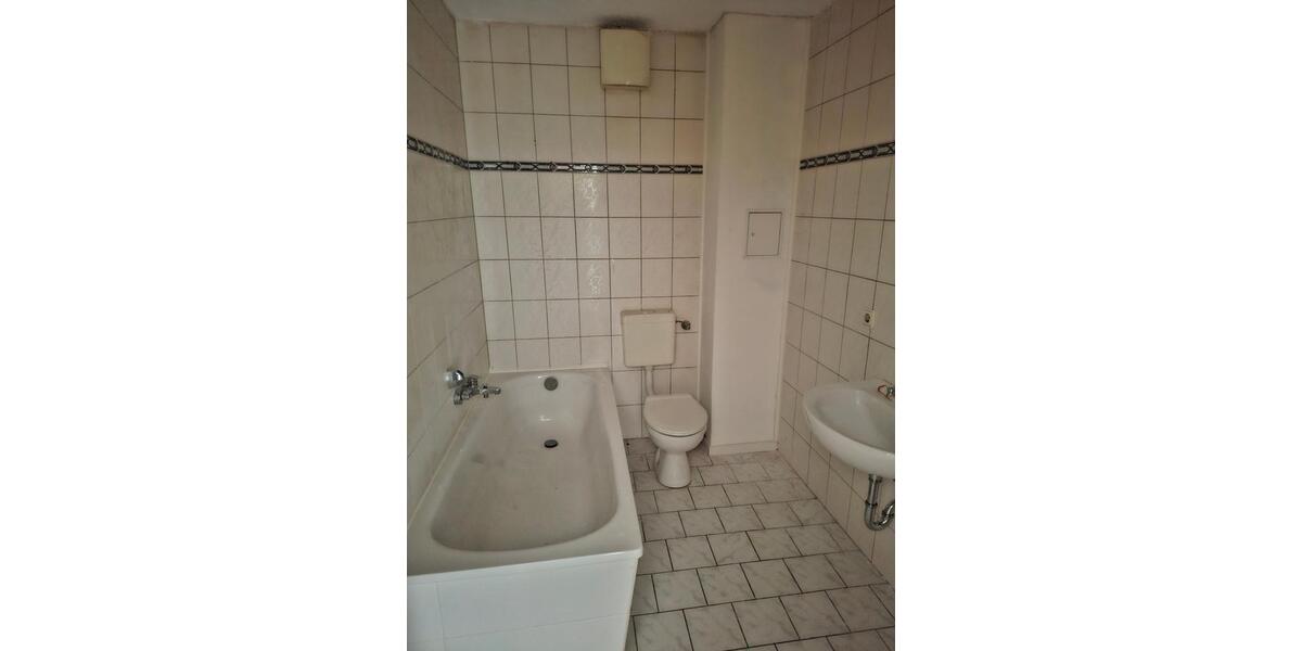 Etagenwohnung Hohenstein-Ernstthal Ernstthal - 1 Zimmer, 39 m&sup2;, 215&euro; | Angebot:24522423