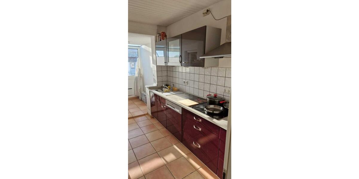 Dachgeschoßwohnung Göttingen Nordstadt - 4 Zimmer, 90 m&sup2;, 890&euro; | Angebot:26232161