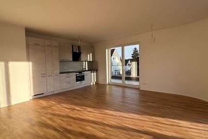 Wohnung München Moosach - 2 Zimmer, 71 m&sup2;, 2.000&euro; | Angebot:25272847