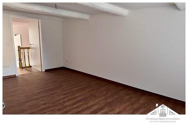 Etagenwohnung Wismar Altstadt - 2 Zimmer, 87 m&sup2;, 785&euro; | Angebot:25747416