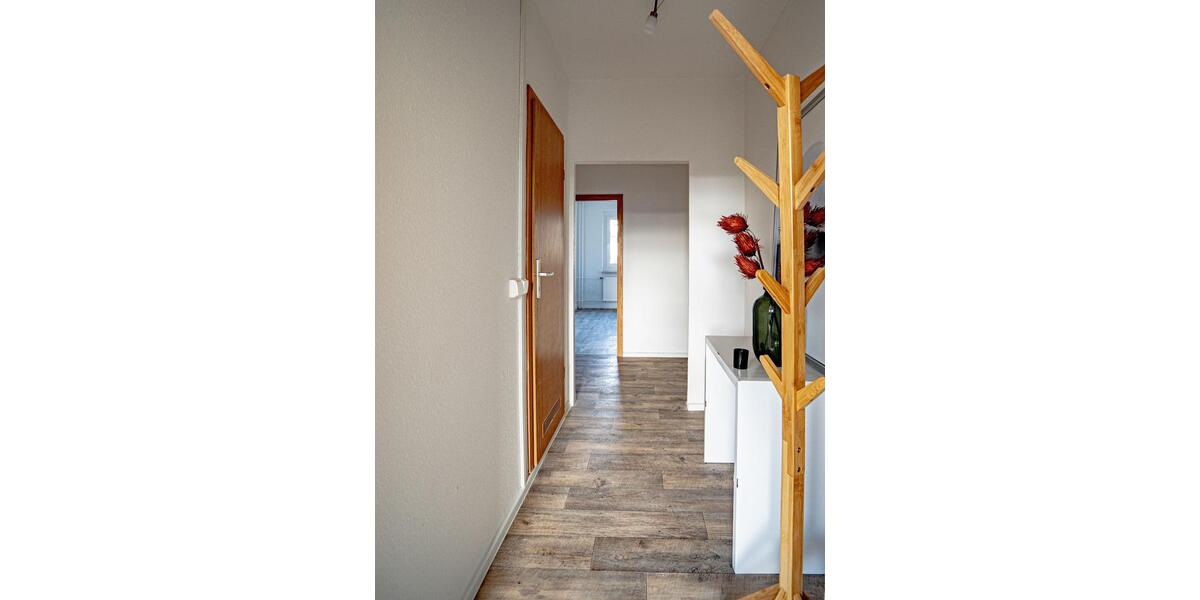 Erdgeschoßwohnung Crimmitschau - 1 Zimmer, 30 m&sup2;, 178&euro; | Angebot:25919812