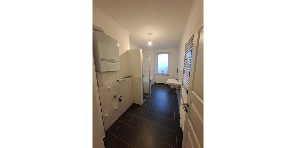 4-Zimmer-Wohnung, mit 2 Kinderzimmern, Fußbodenheizung in SBK 4 zimmer