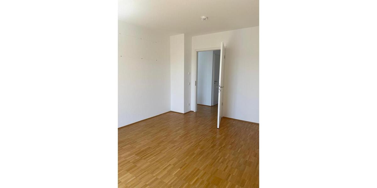 Einfamilienhaus Rottenburg am Neckar - 2 Zimmer, 70 m&sup2;, 1.300&euro; | Angebot:26495379