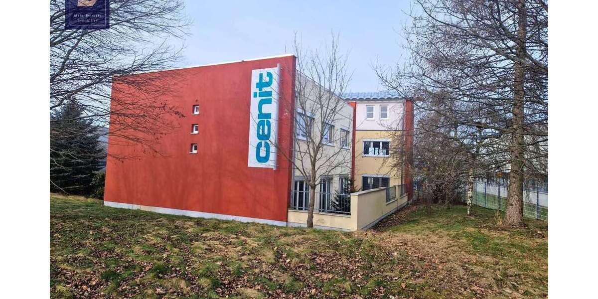 444 qm helle und geräumige Gewerbefläche im 1. OG 10 zimmer