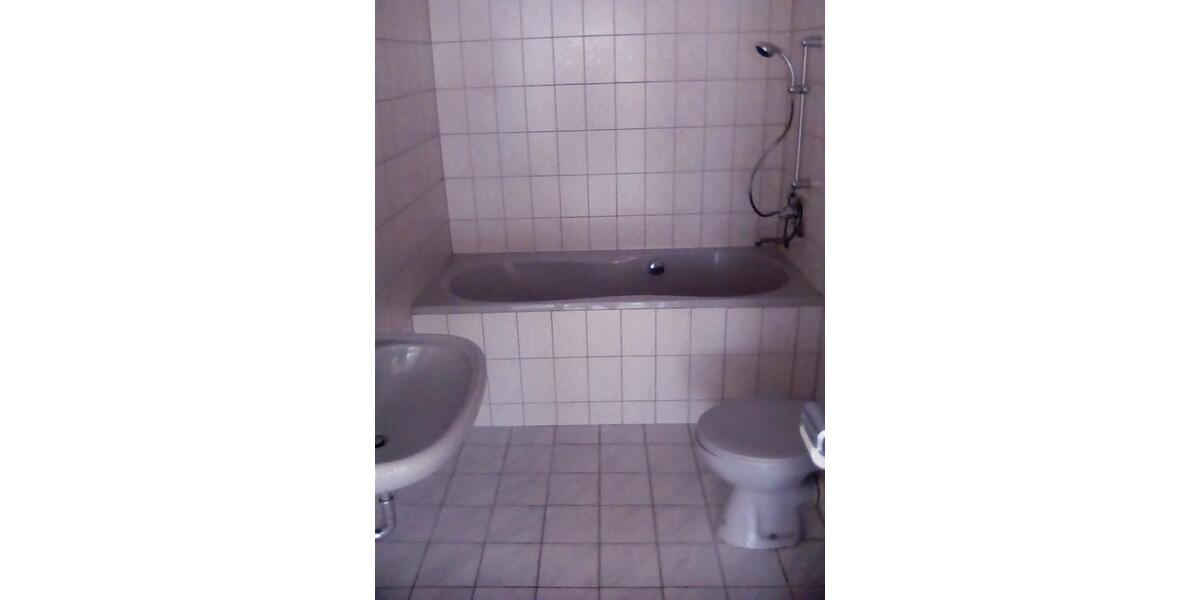 Dachgeschoßwohnung Trochtelfingen - 3.5 Zimmer, 80 m&sup2;, 800&euro; | Angebot:25869554