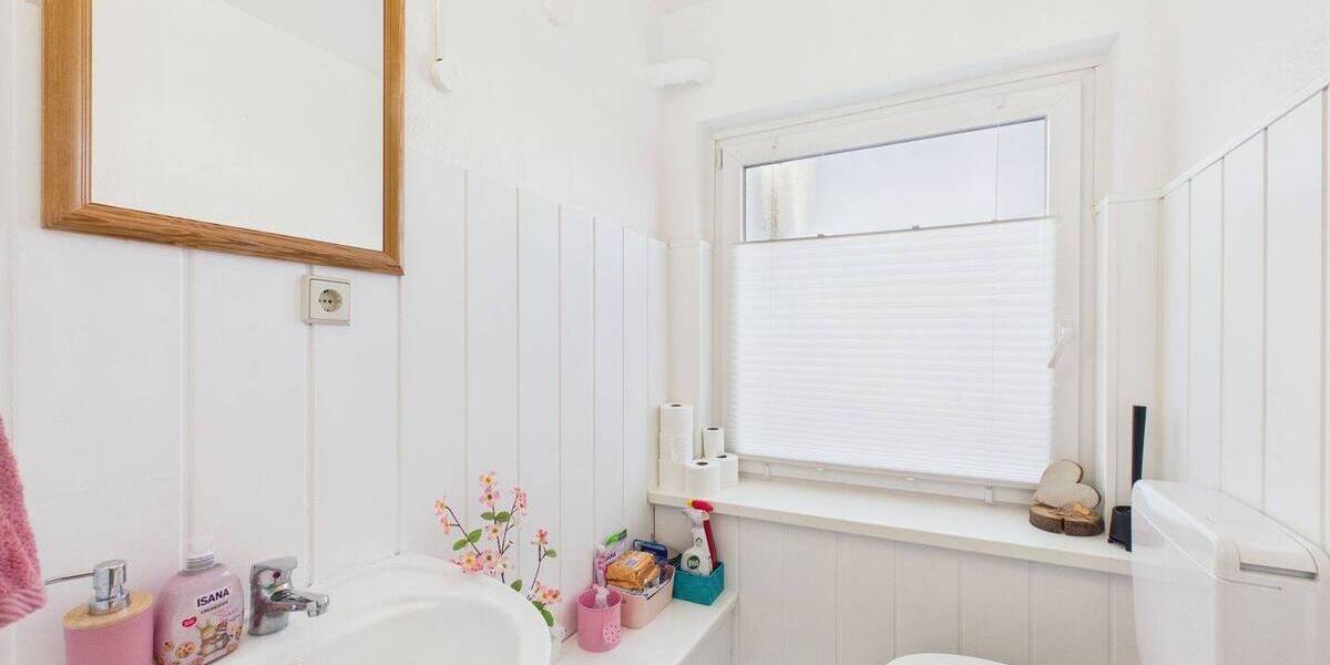 Etagenwohnung Cuxhaven Altenwalde - 2 Zimmer, 105 m&sup2;, 560&euro; | Angebot:26388640