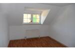 Dachgeschoßwohnung Werdau - 3 Zimmer, 66 m&sup2;, 465&euro; | Angebot:26309857