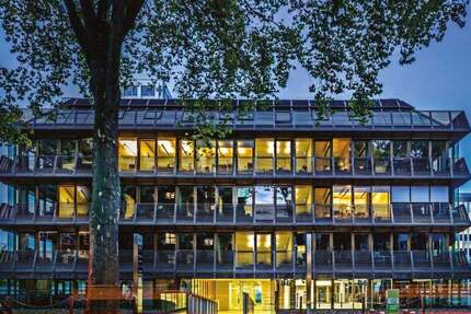 Schicke Büroraum L im Düsseldorfer Modeviertel Kennedydamm - flexibel & möbliert zimmer