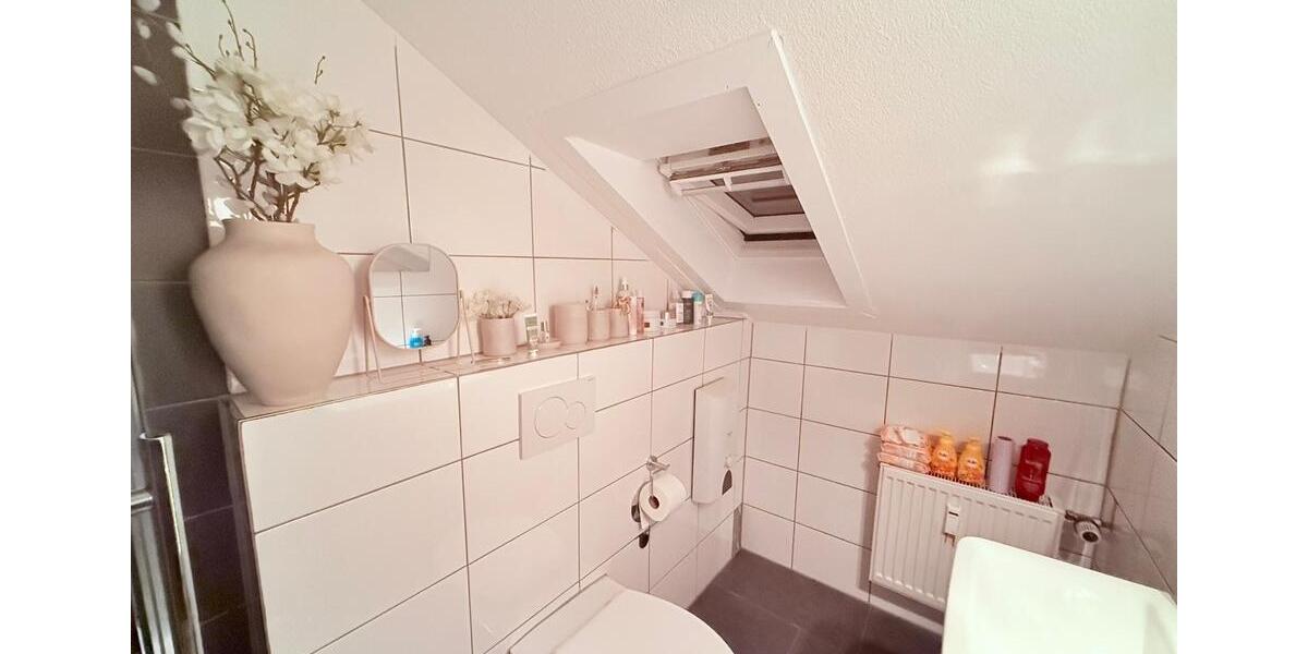 Dachgeschoßwohnung Schwaigern - 2 Zimmer, 55 m&sup2;, 780&euro; | Angebot:26022424