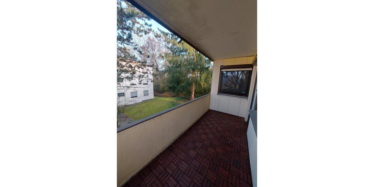 Etagenwohnung Saarbrücken Eschberg - 2 Zimmer, 50 m&sup2;, 525&euro; | Angebot:26185694