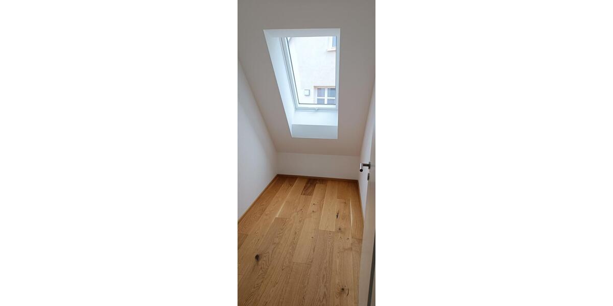 Etagenwohnung Oettingen in Bayern - 2.5 Zimmer, 89 m&sup2;, 1.050&euro; | Angebot:24877172