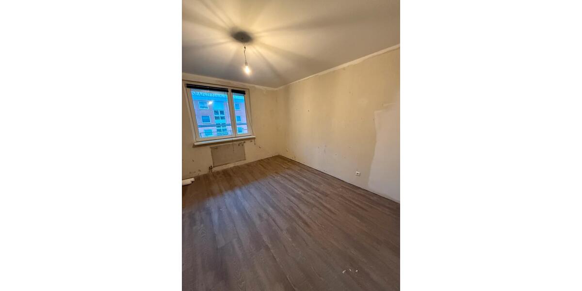 Etagenwohnung Pinneberg - 3 Zimmer, 71 m&sup2;, 1.250&euro; | Angebot:25175180
