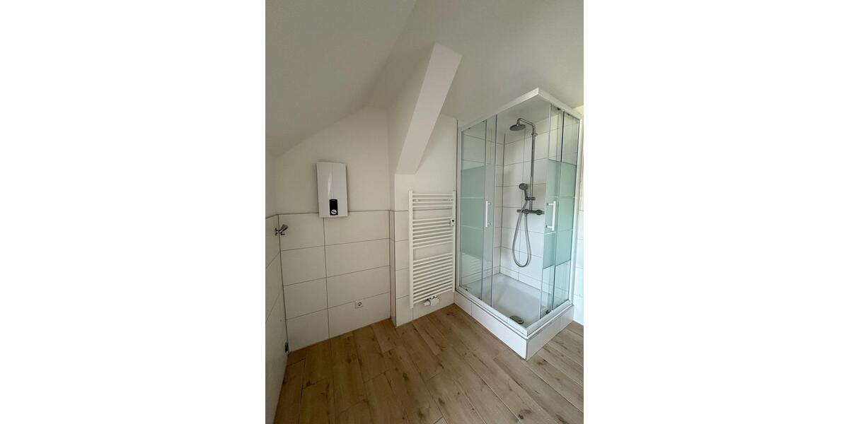 Dachgeschoßwohnung Oberhausen - 3.5 Zimmer, 103 m&sup2;, 770&euro; | Angebot:24703831