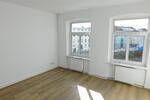 Etagenwohnung Schwerin - 4 Zimmer, 82 m&sup2;, 960&euro; | Angebot:25976090