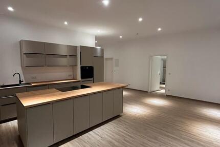 Wohnung Erpolzheim - 3 Zimmer, 83 m&sup2;, 1.300&euro; | Angebot:24479268