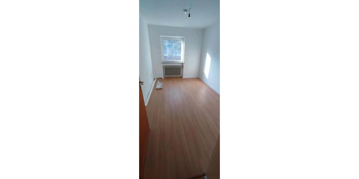 Etagenwohnung Faßberg - 4 Zimmer, 85 m&sup2;, 580&euro; | Angebot:25948827