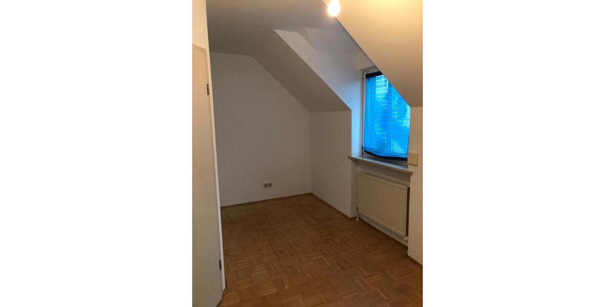 Hochparterre Straubing - 3 Zimmer, 85 m&sup2;, 810&euro; | Angebot:26664500