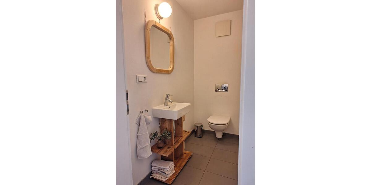 Etagenwohnung Aachen Aachen-Mitte - 2 Zimmer, 73 m&sup2;, 1.160&euro; | Angebot:26606760