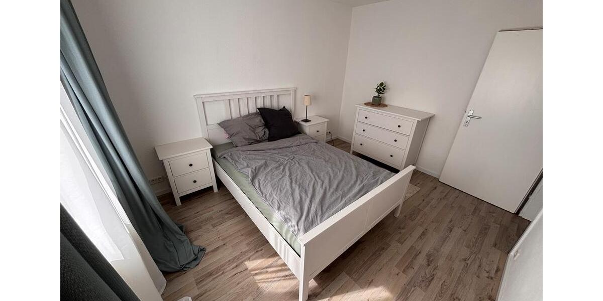 2 Zimmer, Balkon, renoviert - nahe S-Bahn und Bus in 15738 Zeuthe 2 zimmer