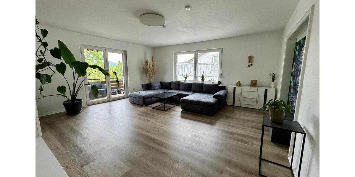 Etagenwohnung Bad Sooden-Allendorf Allendorf - 4 Zimmer, 122 m&sup2;, 890&euro; | Angebot:26498245