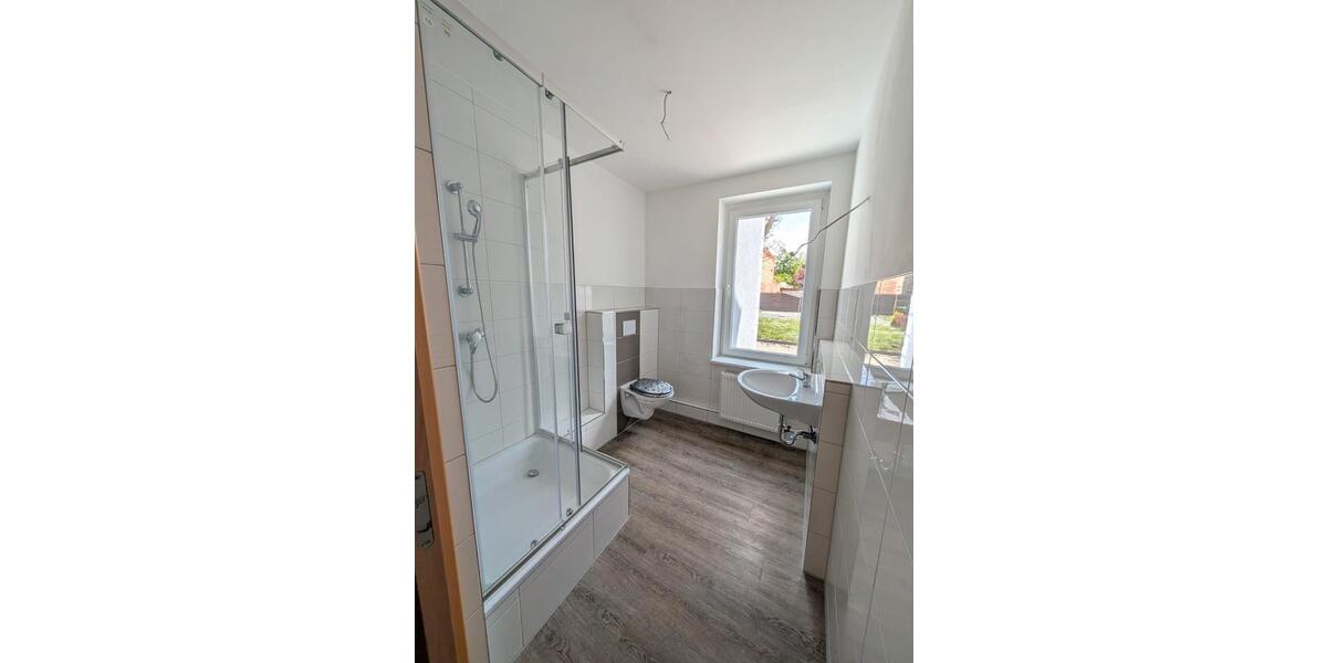 Erdgeschoßwohnung Merseburg - 1 Zimmer, 32 m&sup2;, 270&euro; | Angebot:26566056