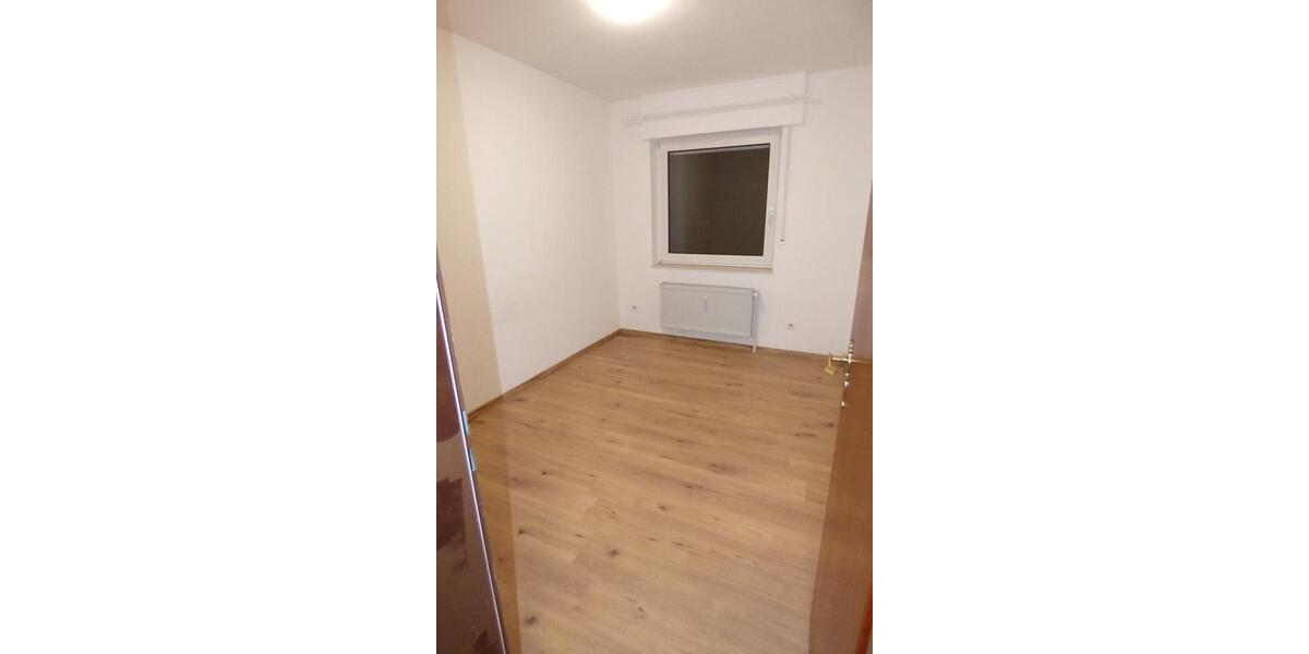 Etagenwohnung Dinklage - 3 Zimmer, 83 m&sup2;, 570&euro; | Angebot:26272819