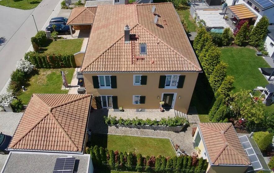 Moderne mediterrane Doppelhaushälfte in Großmehring